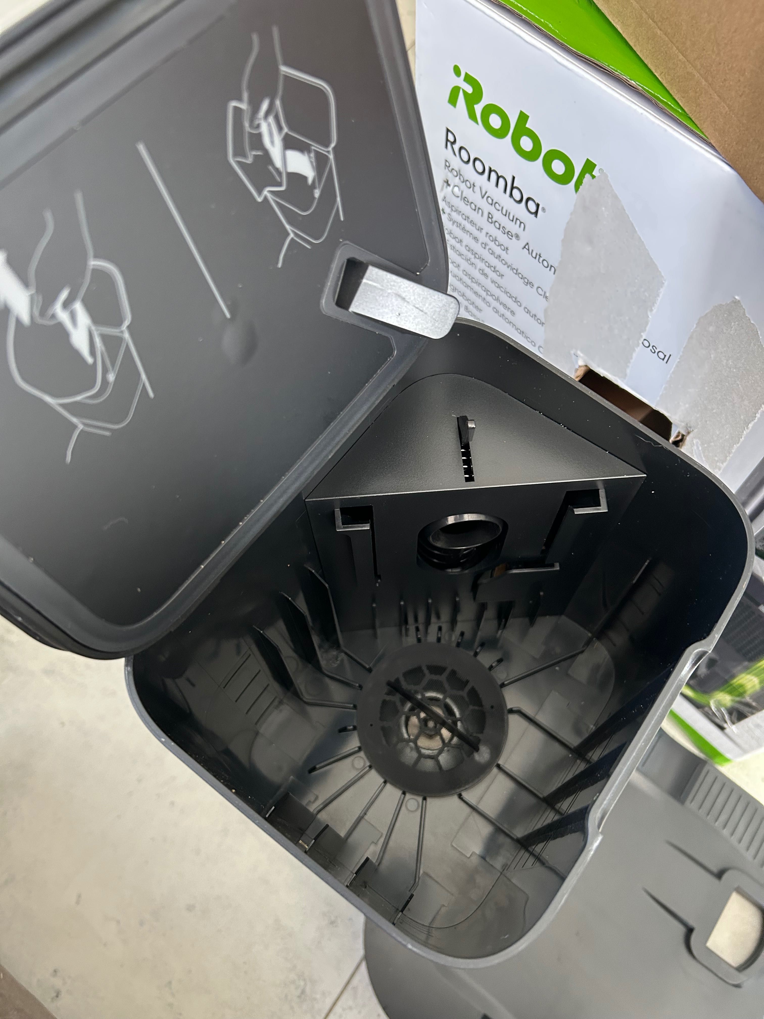 Odkurzacz IROBOT Roomba I3+ - nieużywany - cena do negocjacji