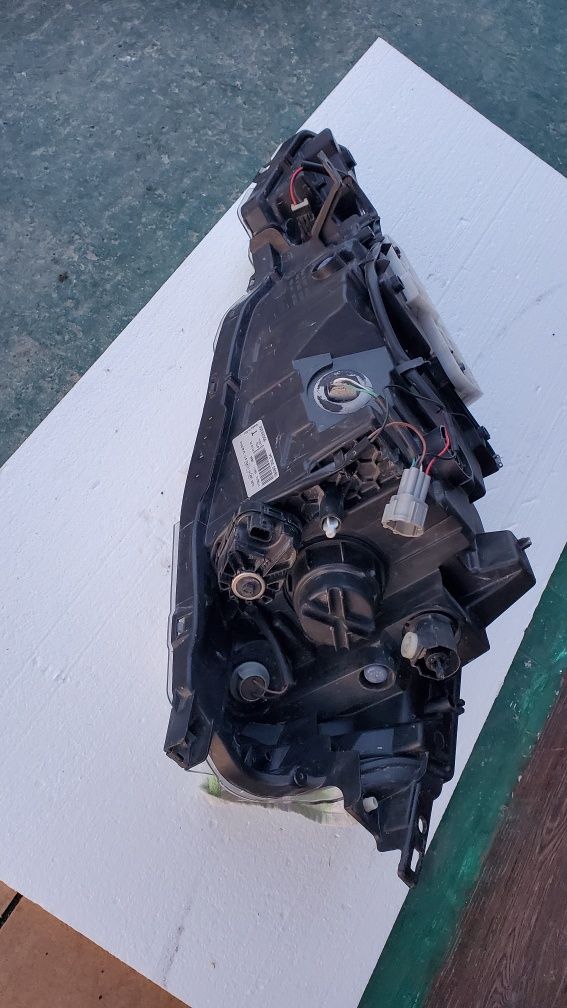 Фара ліва Nissan Leaf. Оригінал. 260603NL0A. Б.у.