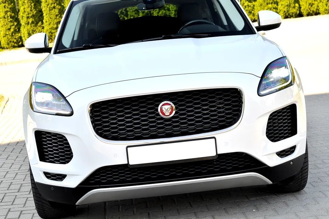 Jaguar E-Pace PANORAMA _ Skóra _ NAVI _ KAMERA _ RADAR _ Line Assist _ LEDY _ HAK