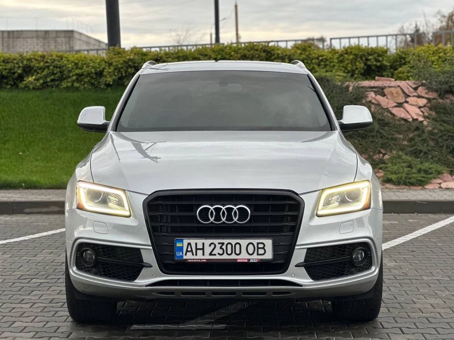 Audi Q5 3.0 S line