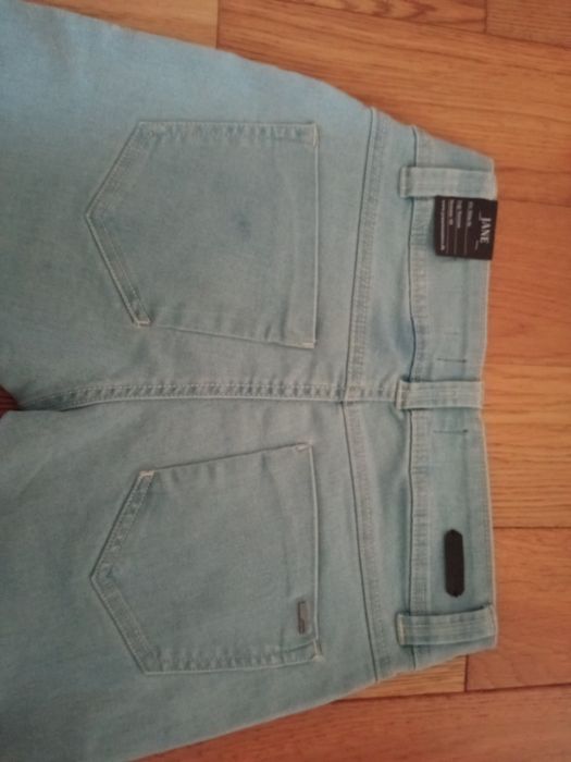 Nowe  36/38 spodnie jeansowe 3/4 krótkie damskie dla kobiety Jensen