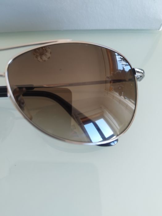 Lindo óculos Ray Ban júnior.  os óculos estão em muito bom estado. A