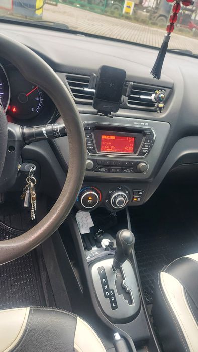 Кіа ріо 2013р від власника