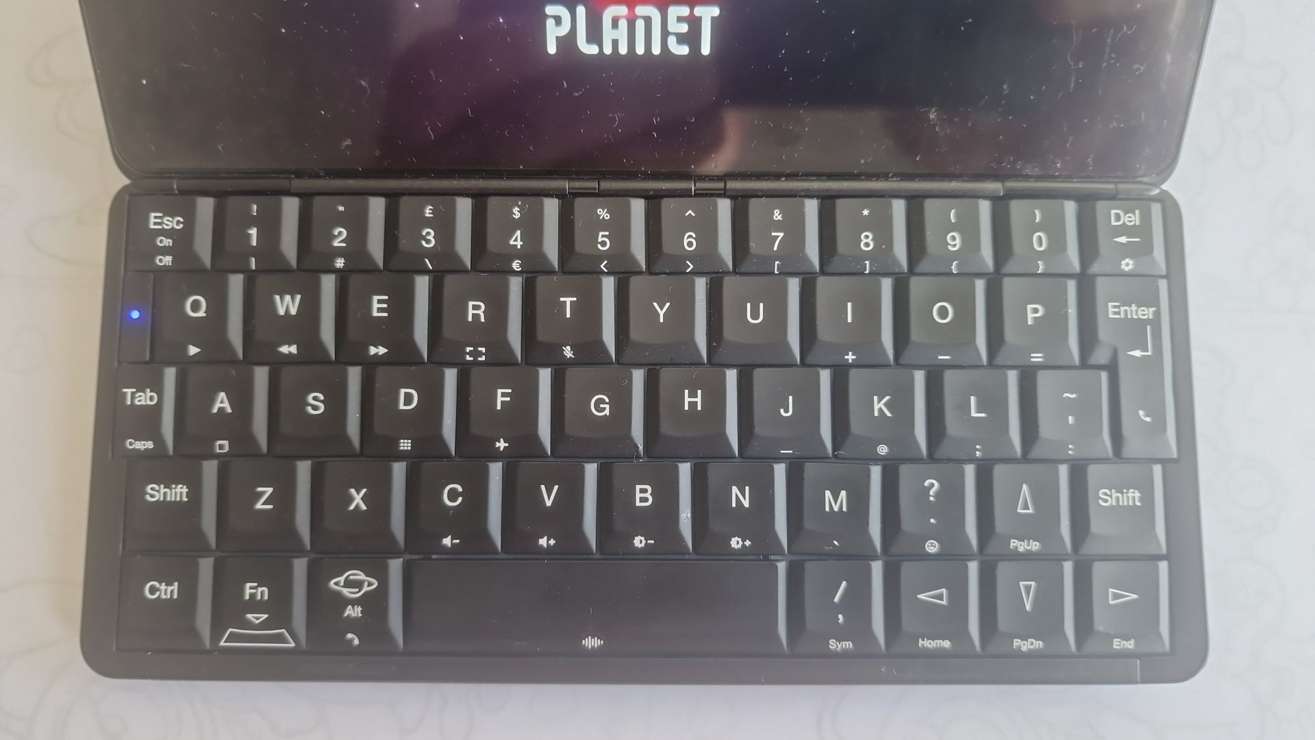 Cosmo Communicator 6gb 128gb Planet Computers