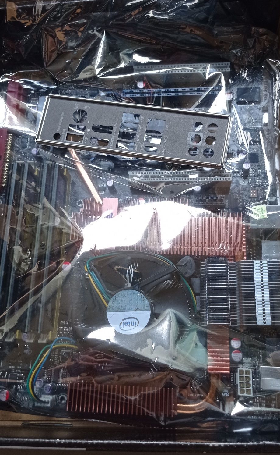 Продам комплект для ПК Asus P5E