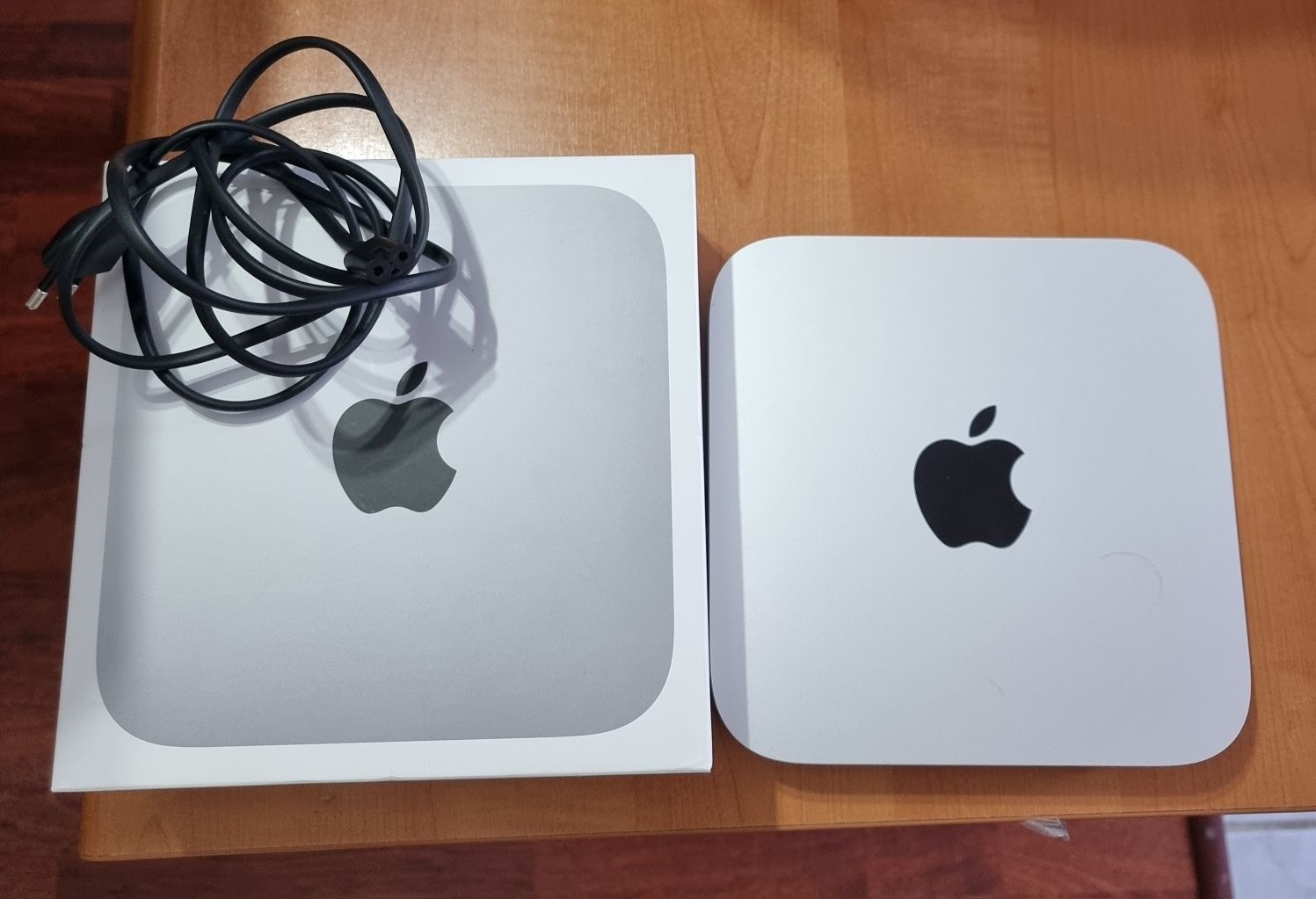 Mac Mini M2 16GB RAM com Garantia [Como Novo]