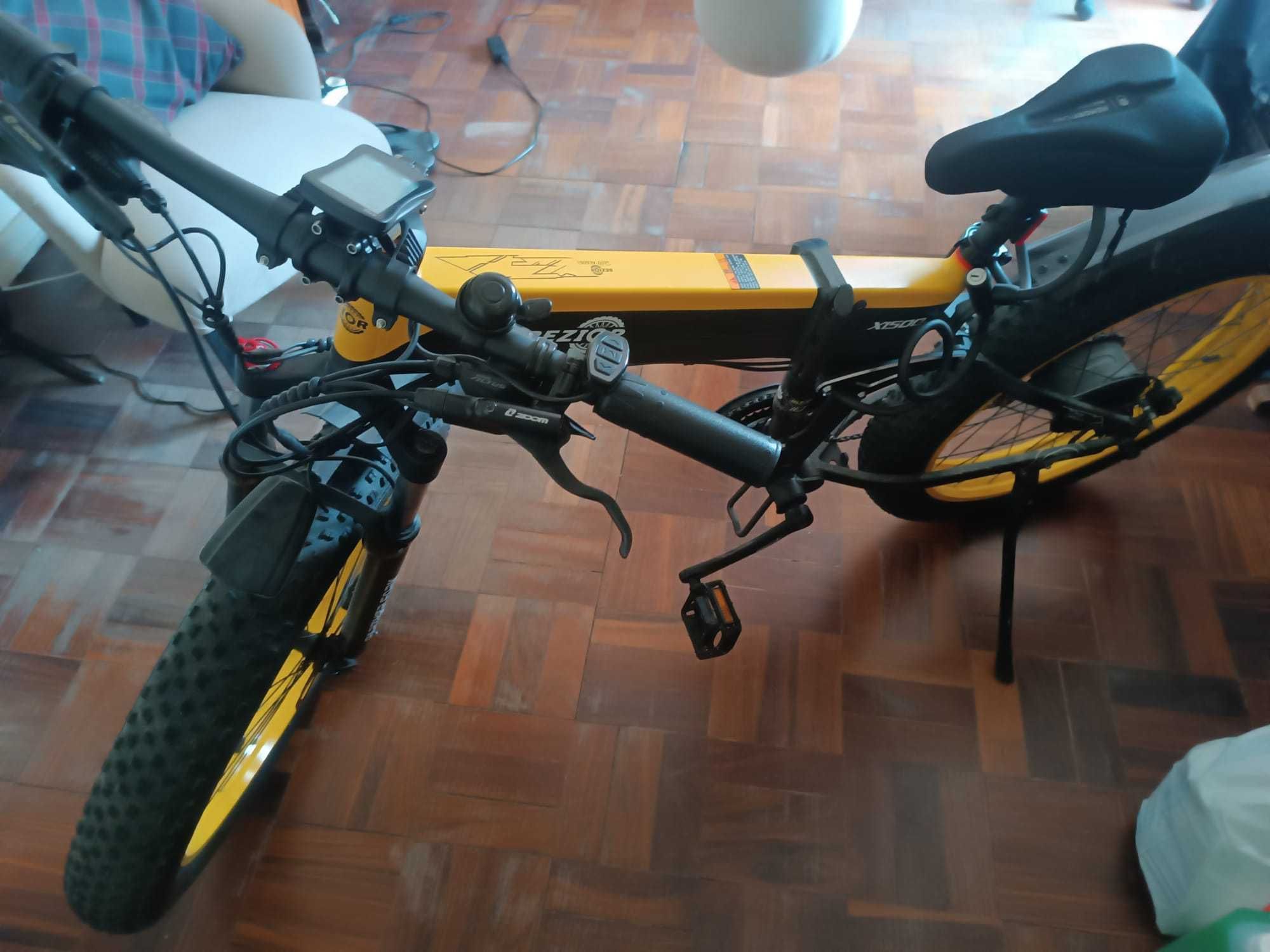 Bicicleta  Bezior X1500 Elétrica