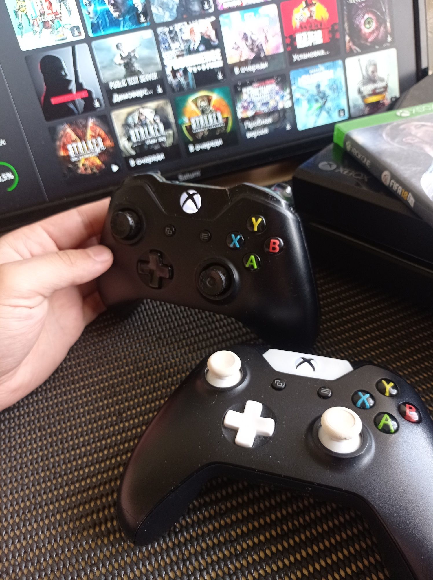 Xbox One 500Gb Два Джойстика+Игры!!!