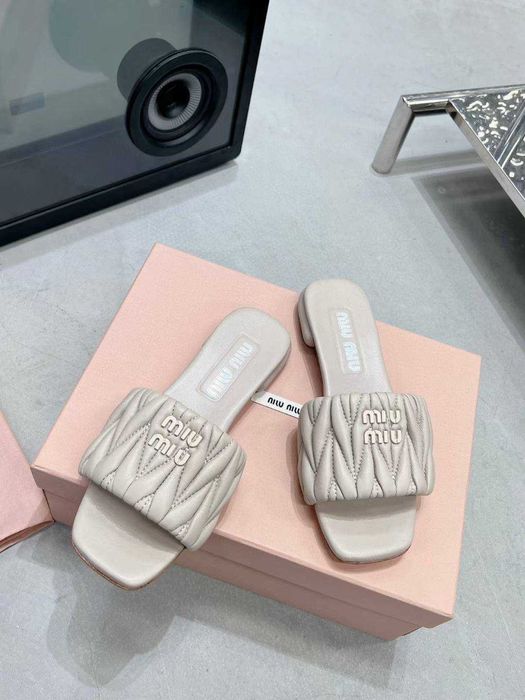 Buty, sandaly klapki, skora 1302