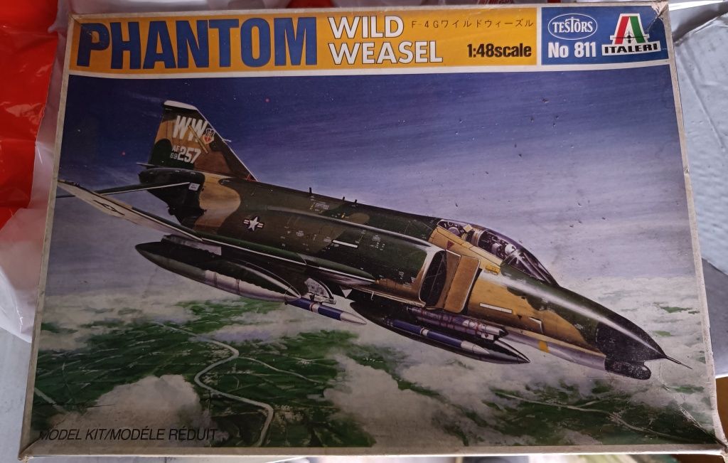 Avião McDonnell Douglas F-4G Phantom II "Wild Weasel"