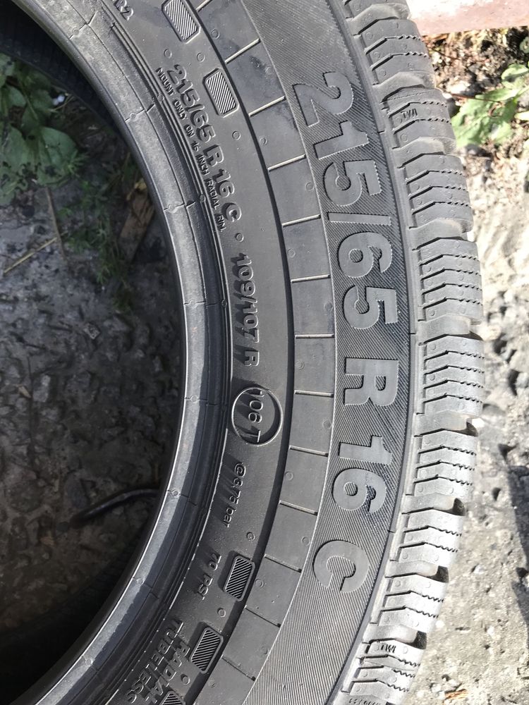 215/65R16CR16C Continental VancoFourSeason2 2шт