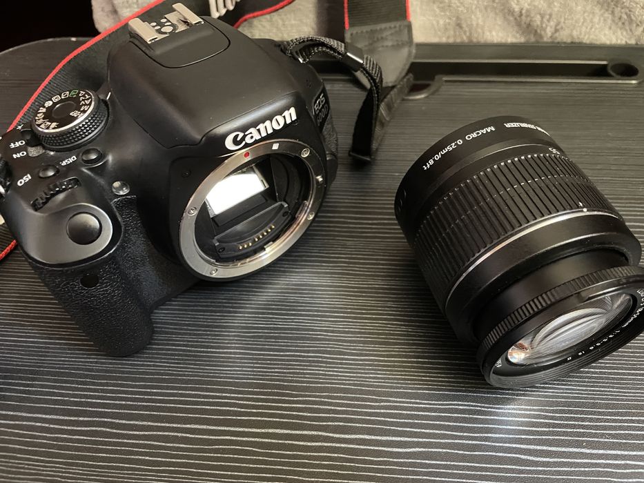 Фотоаппарат Canon EOS 600D Kit 18-55