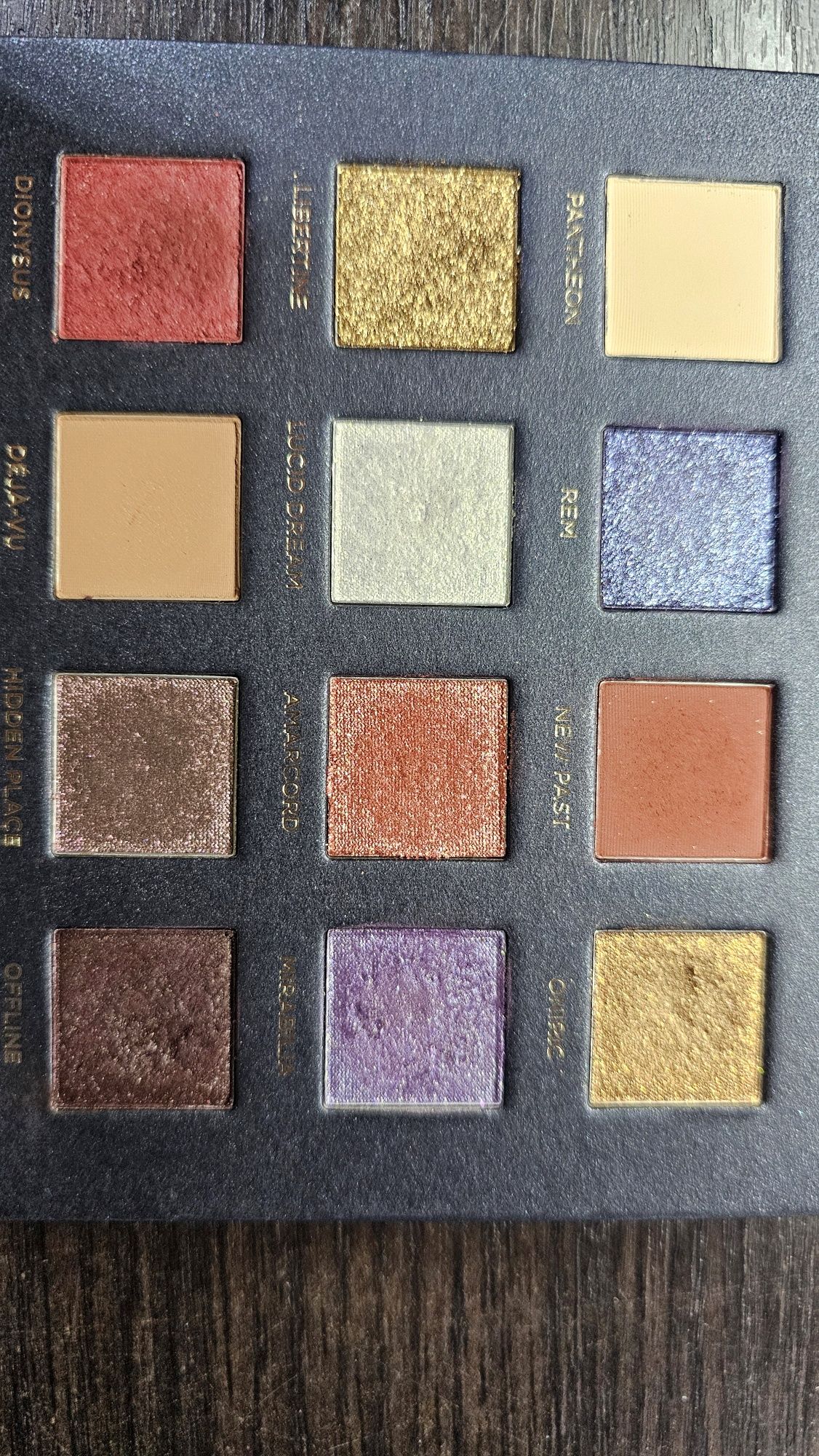 Nabla - Dreamy 2, The Mystic Palette. Paletka cieni, cienie do powiek.