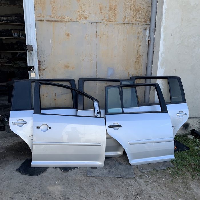 Двері Touran дверка тауран LA7W передня, задня дверь