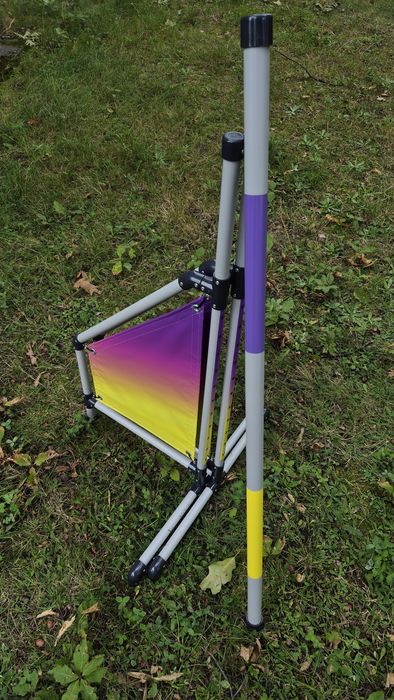 Hopka dla psa, stacjonata agility 25mm z banerami