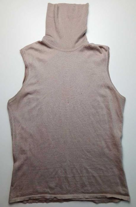 Безрукавка Brioni. Шёлк и кашемир. Размер 42.