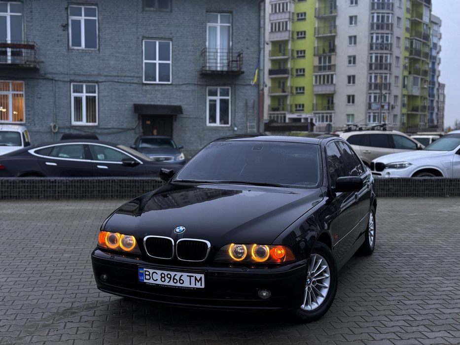 Продам BMW E39 525i