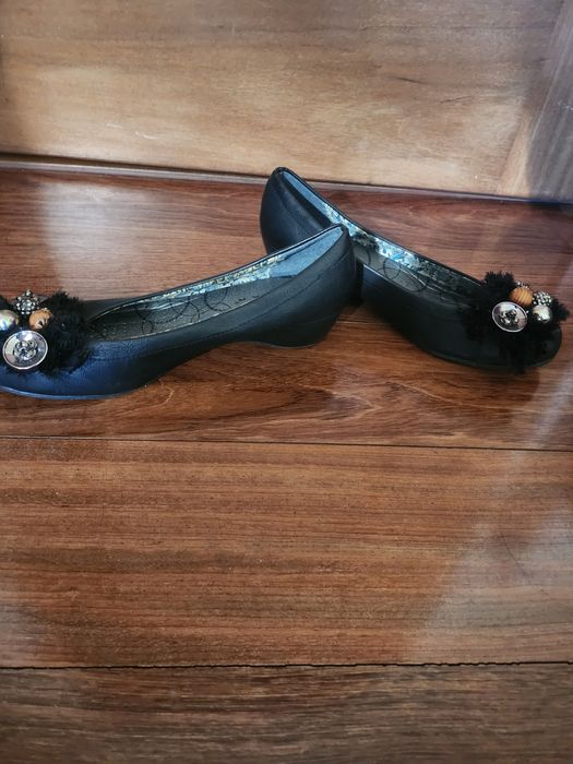 Baleriny na delikatnym obcasie r 37,5