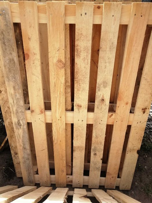 Palety 120 x 80 cm ładne mocne jasne przemysłowe, np. na taras, schody