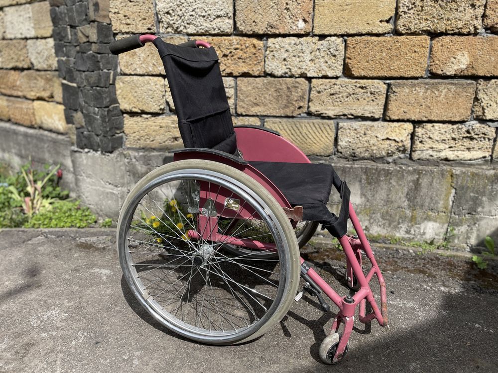 Коляска (візок)  інвалідна