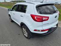 Ford Kuga Kia Sportage 2,0 CRDI , 4X4