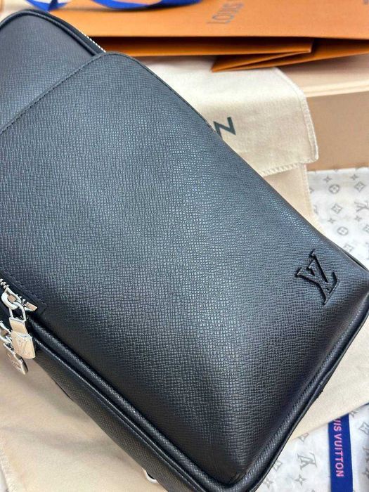 Мужская сумка  от Louis Vuitton оригинал