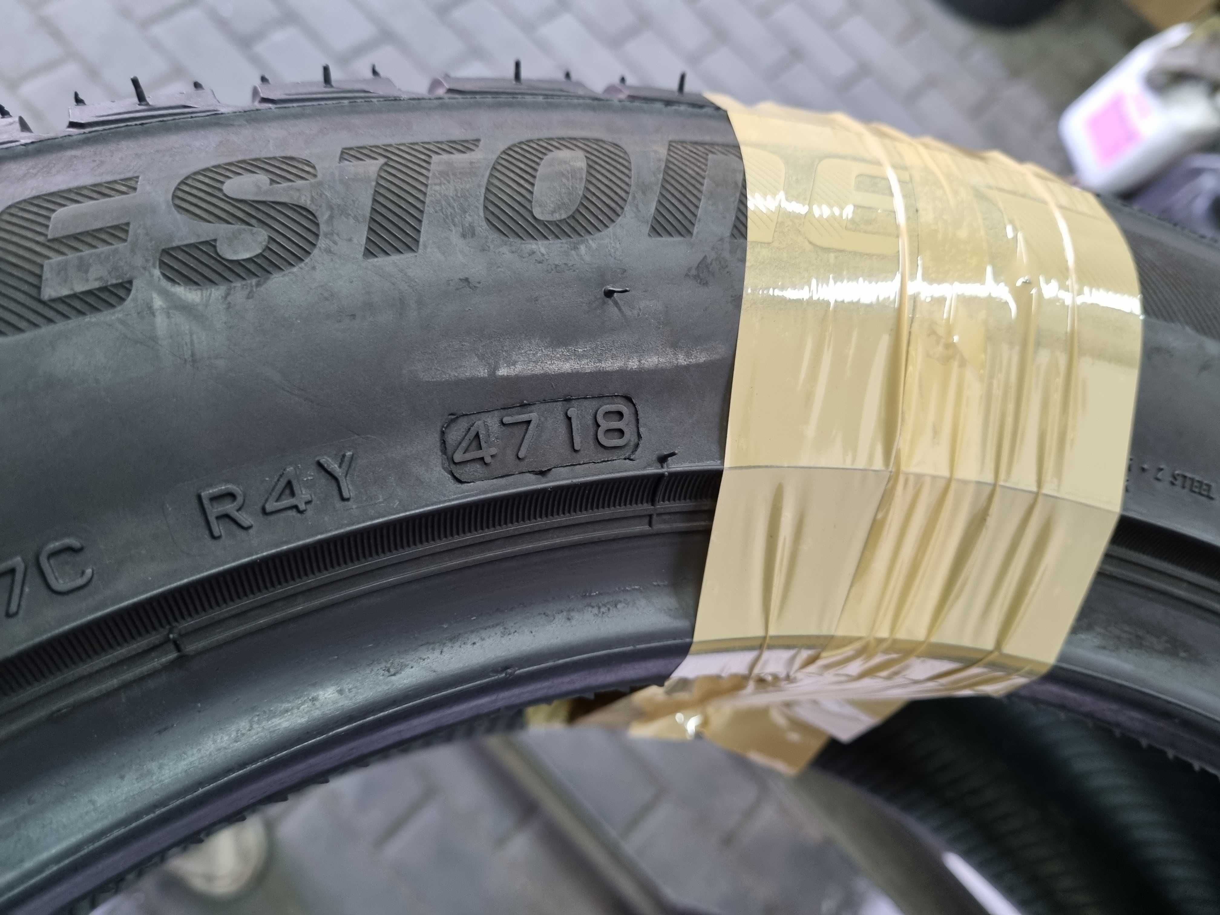 235/55/18 100H Bridgestone Blizzak LM-80 Evo D.4718
