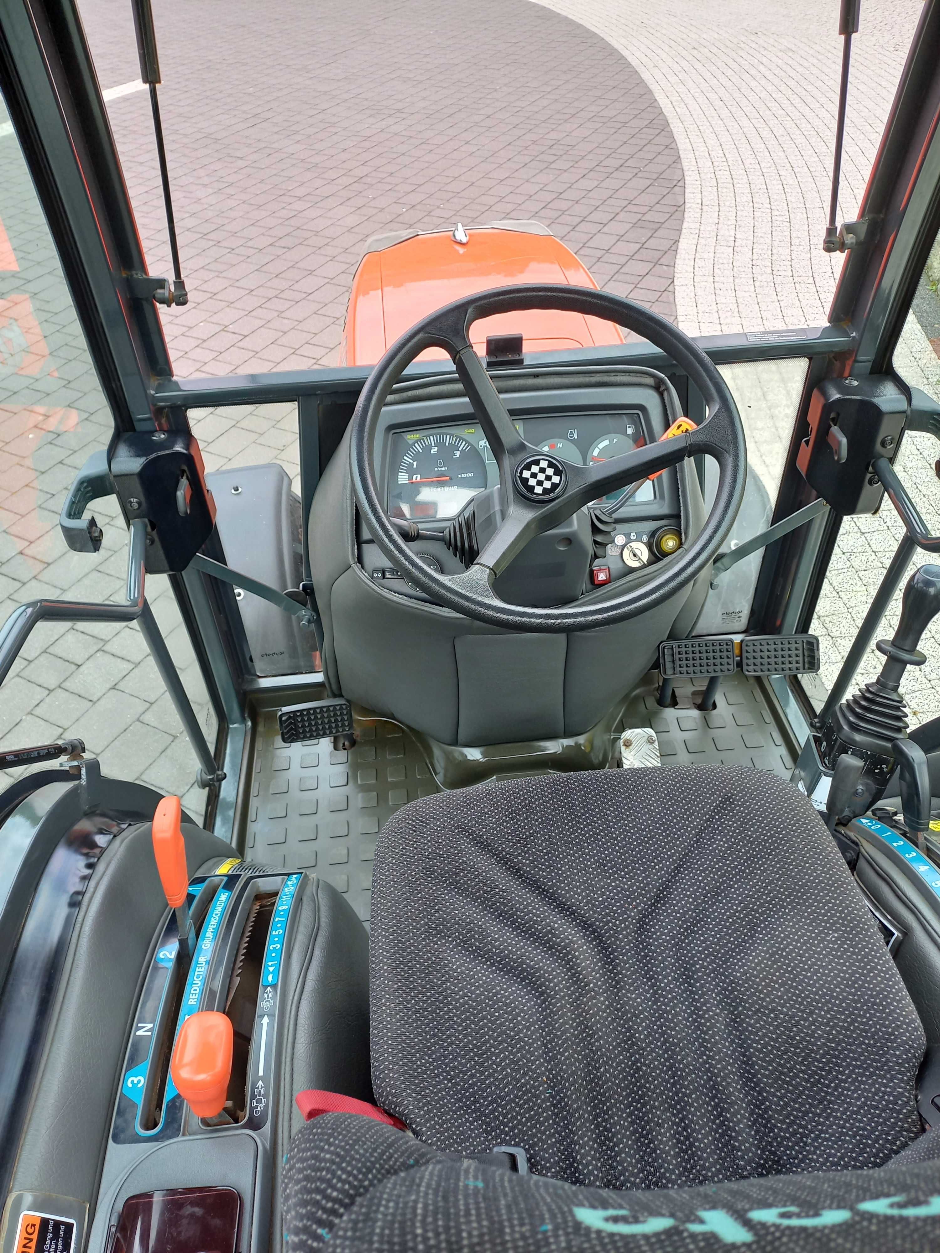 Traktorek Kubota STV