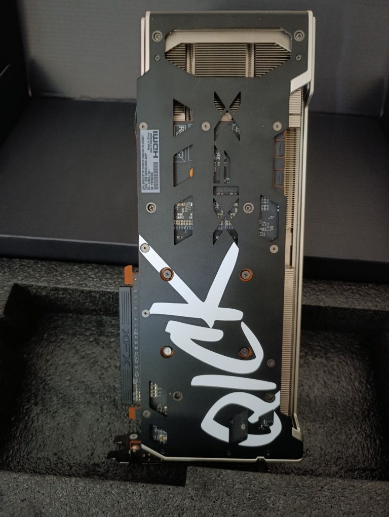 Gráfica AMD XFX RX 6750 XT com garantia