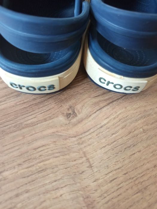 Dwie pary Crocsow rozm 34/35