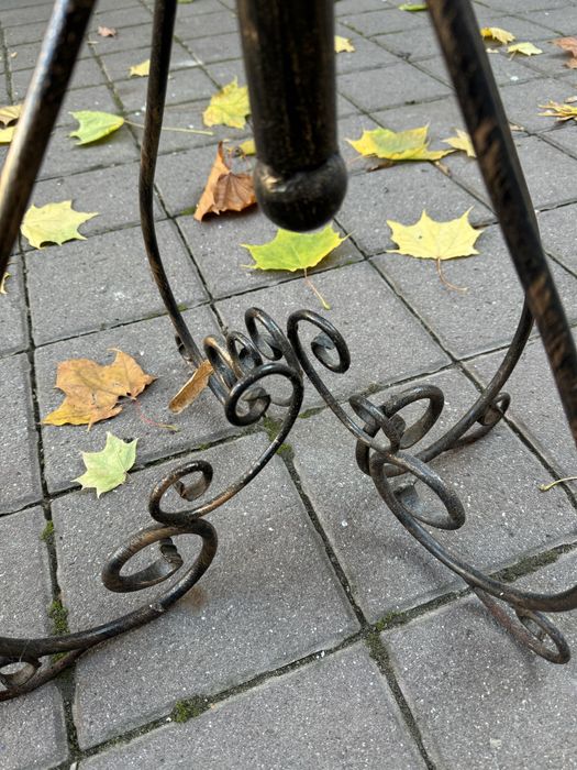 Вішалка кована металева