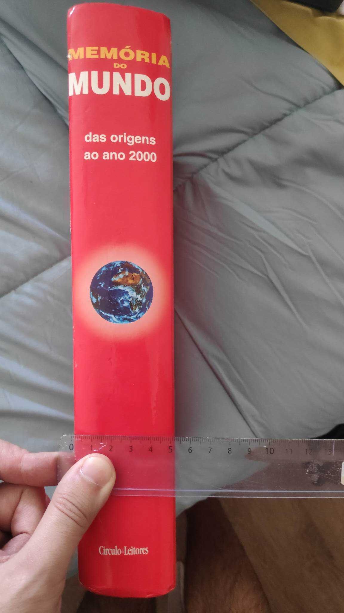 Livro Memória do Mundo - Das origens ao ano 2000 - Larousse