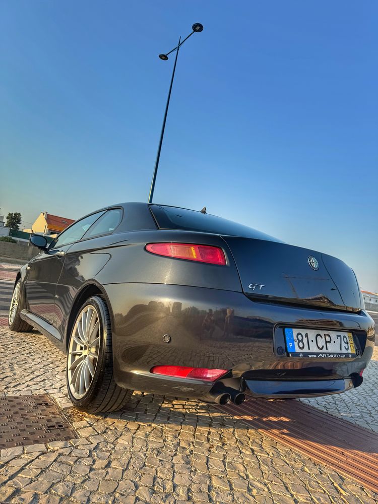 Alfa Romeu GT by Bertone 1.9JTD 150cv