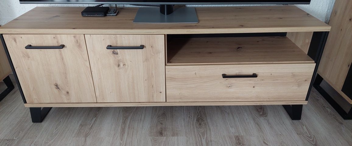 Sprzedam zestaw mebli Loft