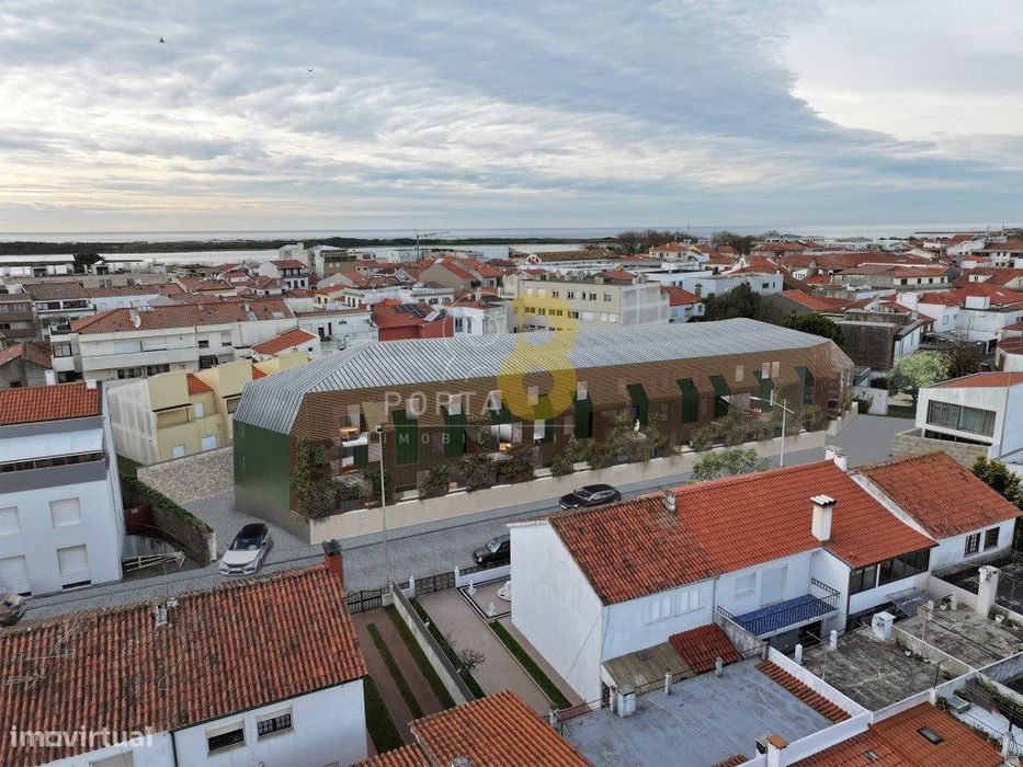 Apartamento T2 duplex, com 2 terraços, condomínio fechado com pisci...