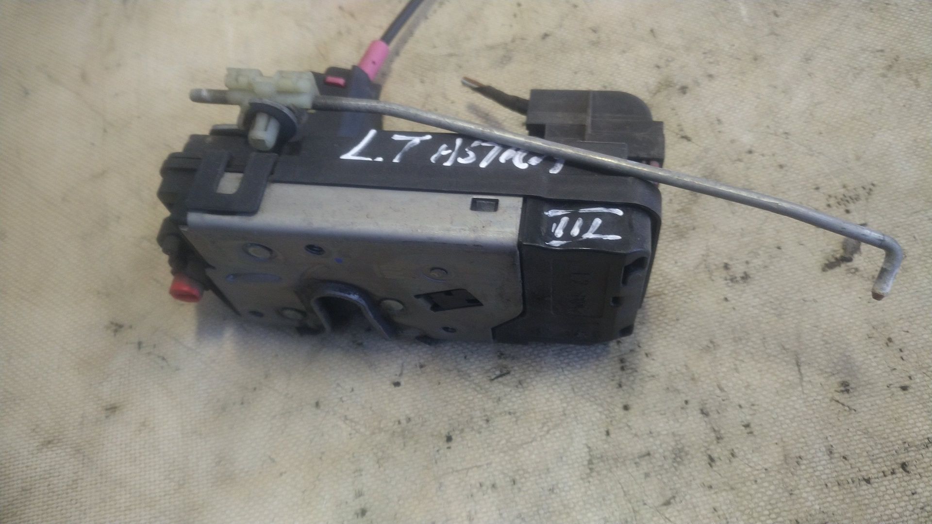 ) Astra III Zafira B zamek drzwi lewy tył