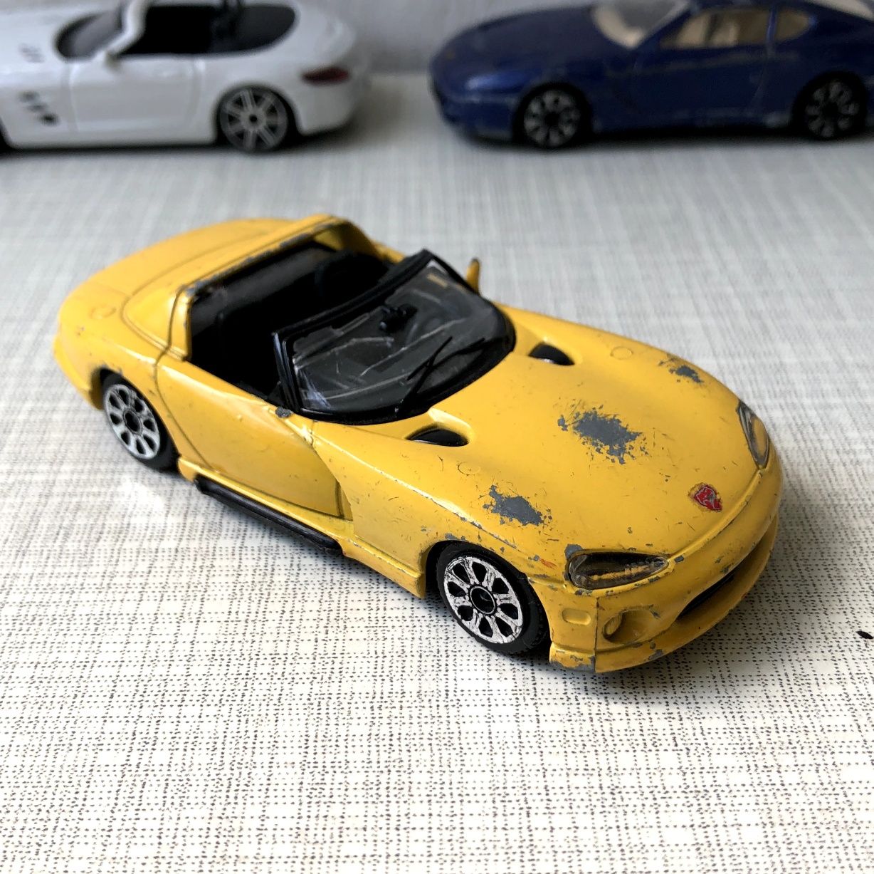 1/43 Bburago - Ferrari 456, Dodge Viper, Mercedes-Benz SLS