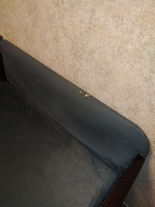 Продам диван 120м