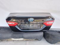 Кришка багажника Toyota Camry 70 Тойота камрі 17-23 р колір фарби 218