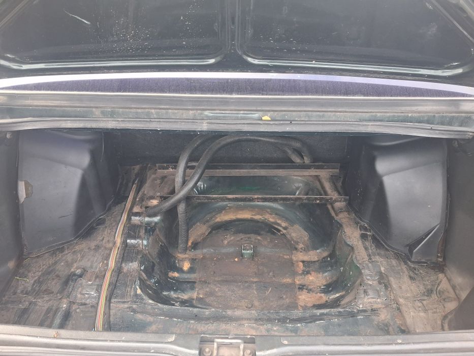 ВАЗ 2199 в відмінному стані