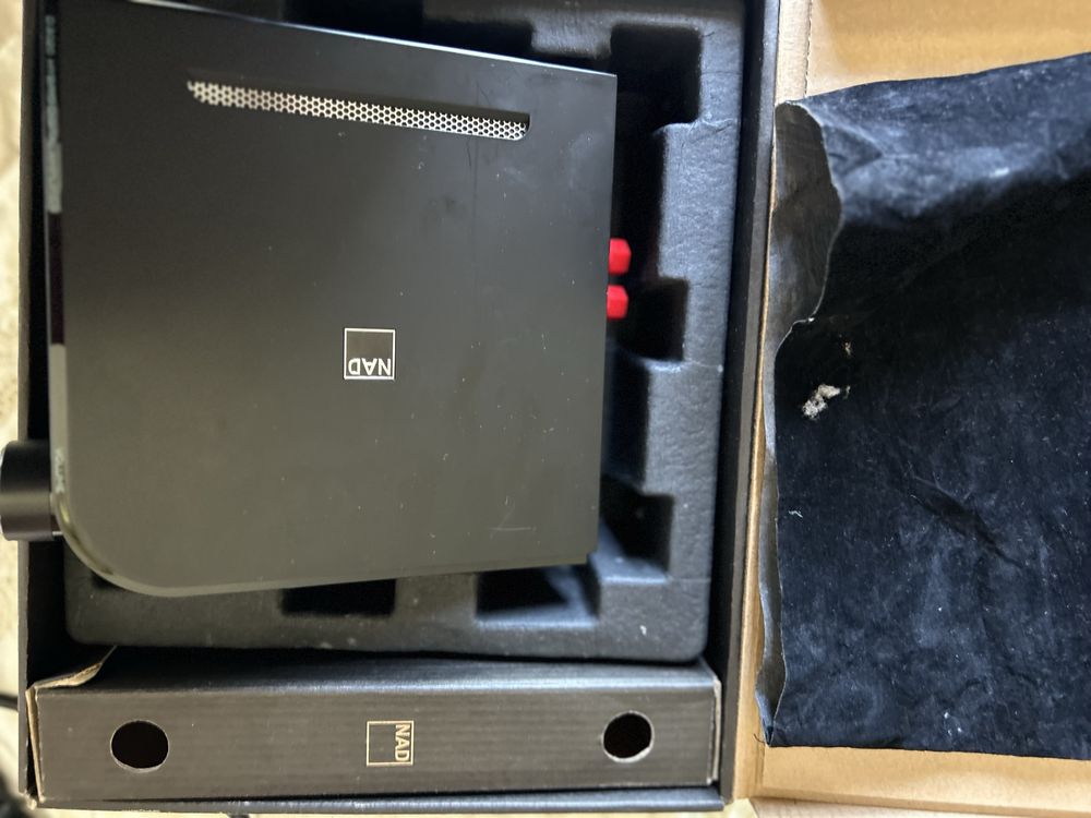Amplificador NAD 3020 V2
