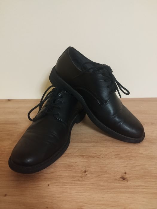 Buty komunijne czarne