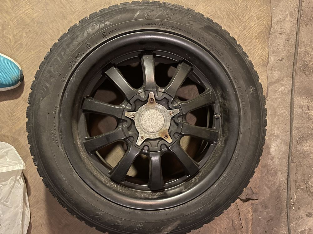 Диски R16 16х7JJ  5x100 литі в ідеальному стані з гумою зима