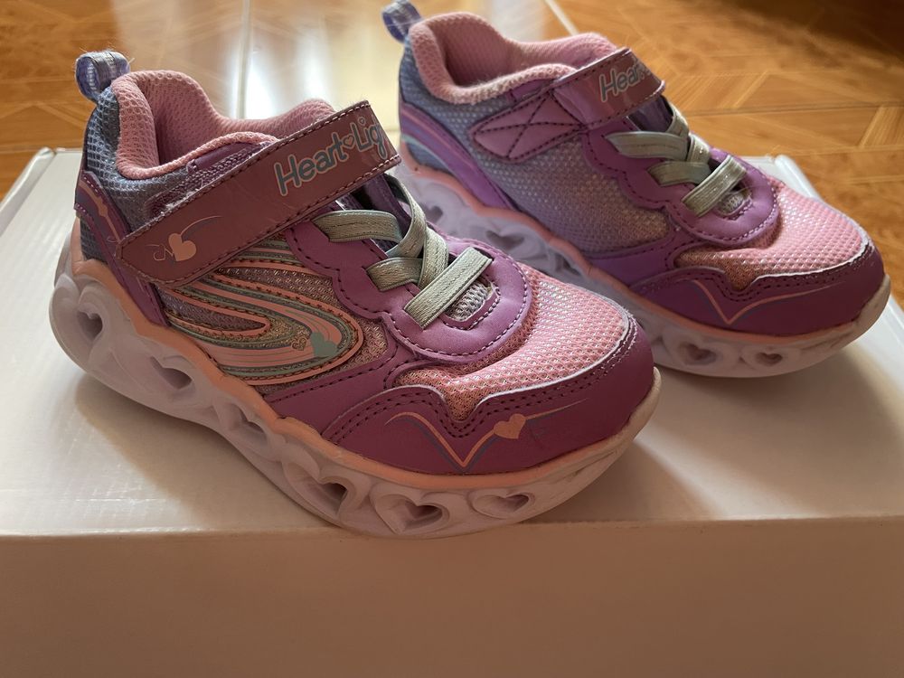 Кросівки Sketchers