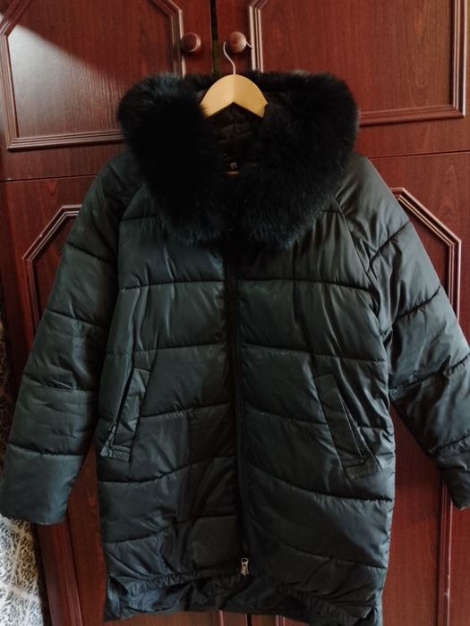 Продам куртку 200