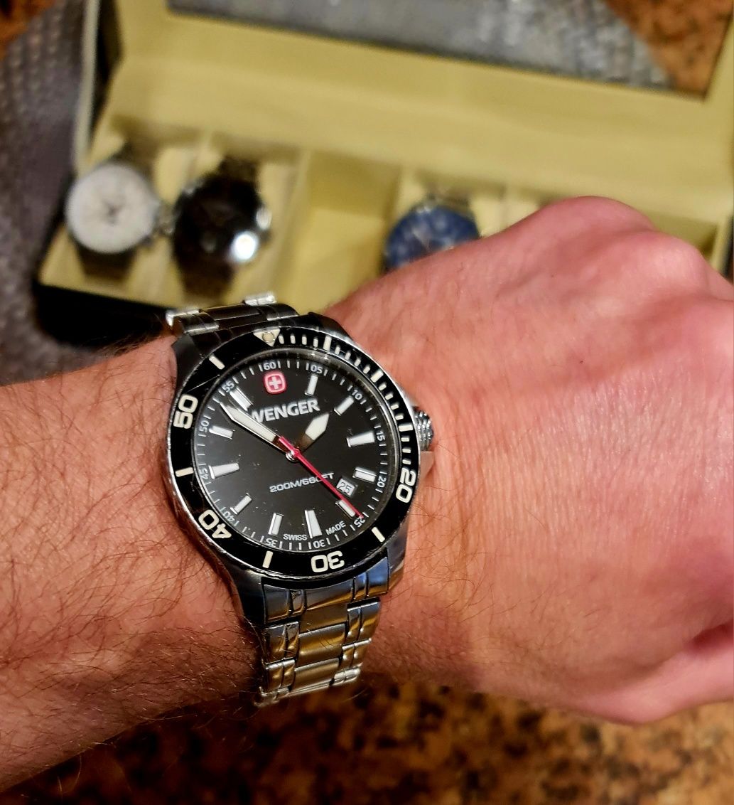 Wenger Seaforce Black Diver szwajcarski zegarek