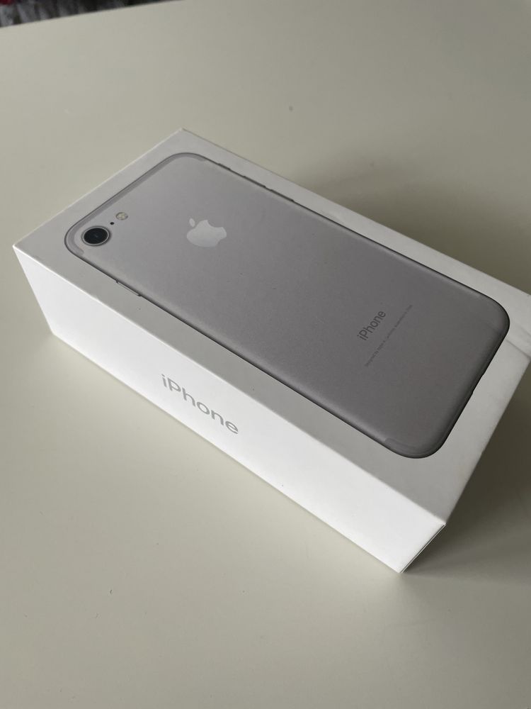 Oryginalne pudelko Iphone 7 256 gb Silver