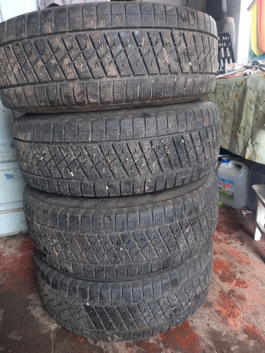 Колеса шини диски Спрінтер 903  Лт зима 225/70/15с Ласса