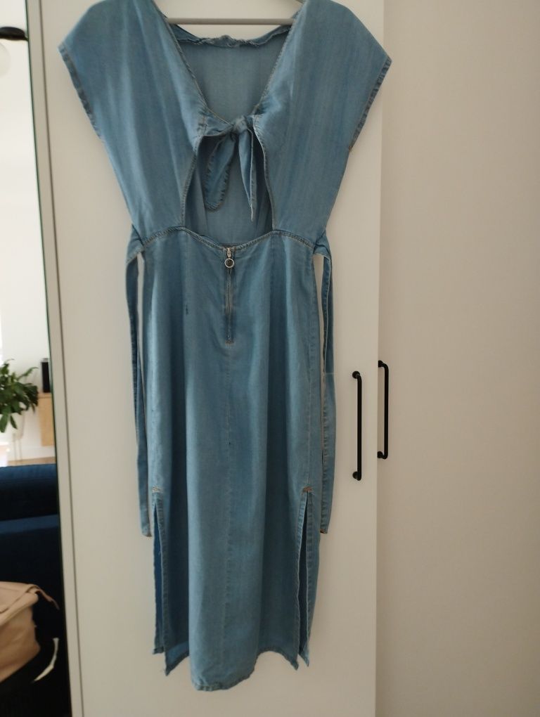 Sukienka MIDI Zara, cieniutki delikatny materiał w kolorze jeansu, r.3