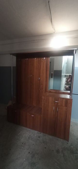 Меблі в передпокій